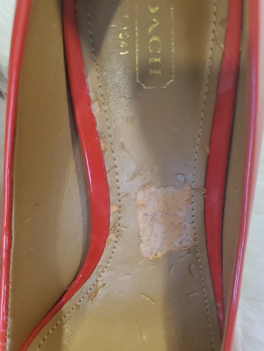 Coach Shelley Red Patent Leather Round-Toe Pumps Size 8.5 B - Picture 9 of 16